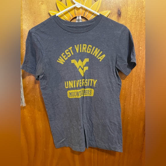 lots of clothes! all mostly size small/ medium - Picture 11 of 13